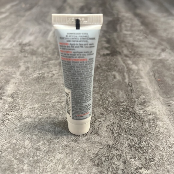 First Aid Beauty Ultra Repair Firming Collagen Cream - Picture 2 of 2